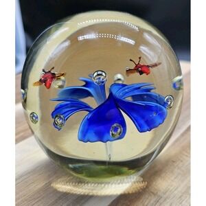 Vintage Art Glass Paperweight w/ Bumble Bees Flower Controlled Bubble READ DESCR